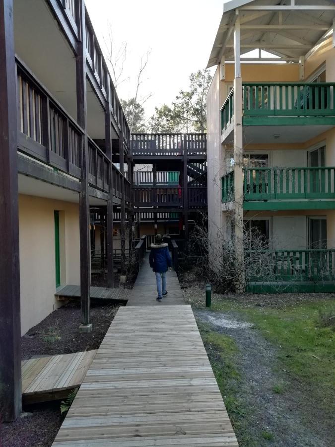Les Grands Pins Appartement Carcans Buitenkant foto
